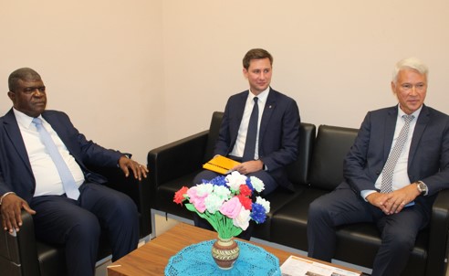 L’Université Polytechnique de San Pedro a reçu, ce Mardi 16 Avril 2024, dans ses locaux, S.E.M. Alexey SALTYKOV, Ambassadeur de la Fédération de Russie en Côte d’Ivoire.