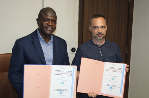 L’Université Polytechnique de San Pedro (USP) et technologies de l’information et de la communication pour l’éducation mutualisent leurs forces.