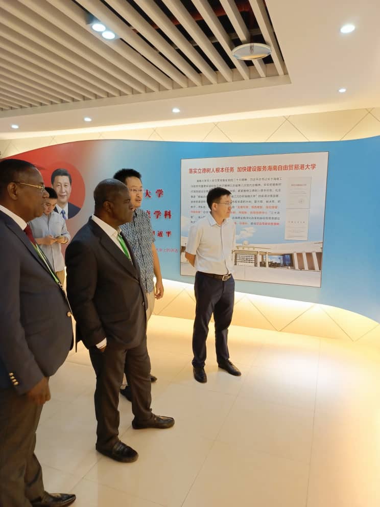 L'Université Polytechnique de San Pedro (Côte d'Ivoire) et l'Université de Hainan (Chine) signent un accord de partenariat